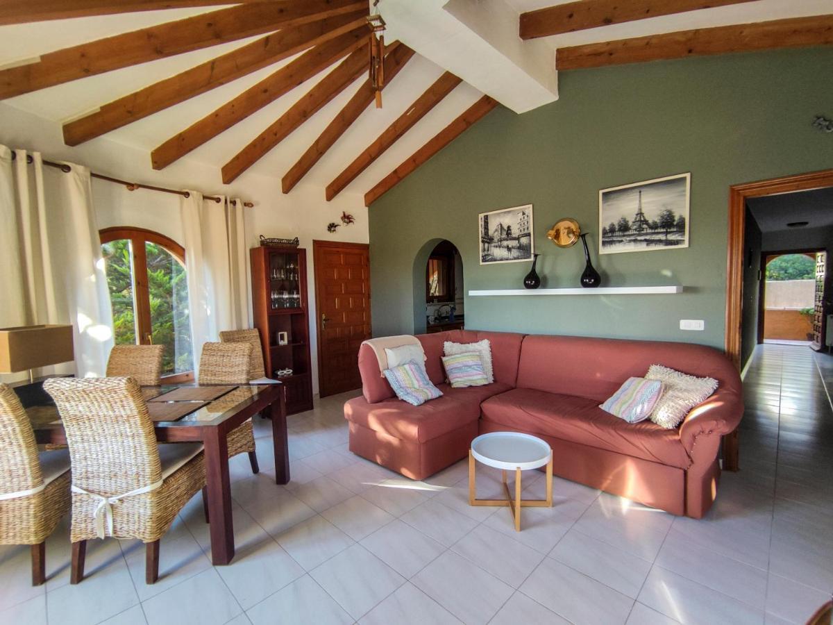 Villa Anastasia Cumbre del Sol Exterior photo